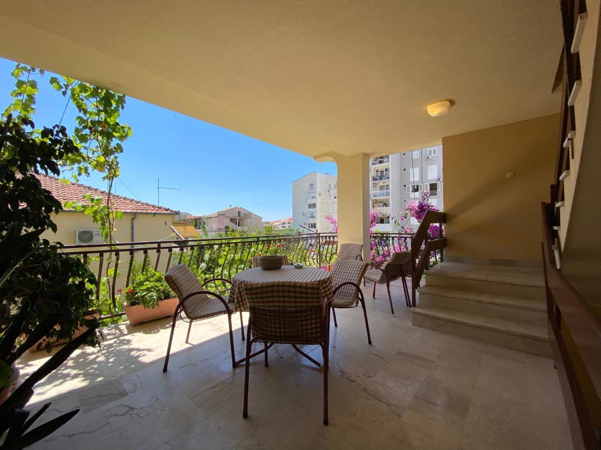 Rooms Josip Makarska Bagian luar foto